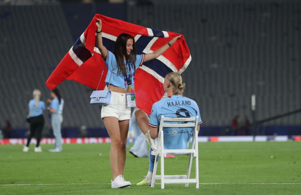 Apariție ultra-rară! Erling Haaland, alături de iubita fotbalistă după finala Champions League _36