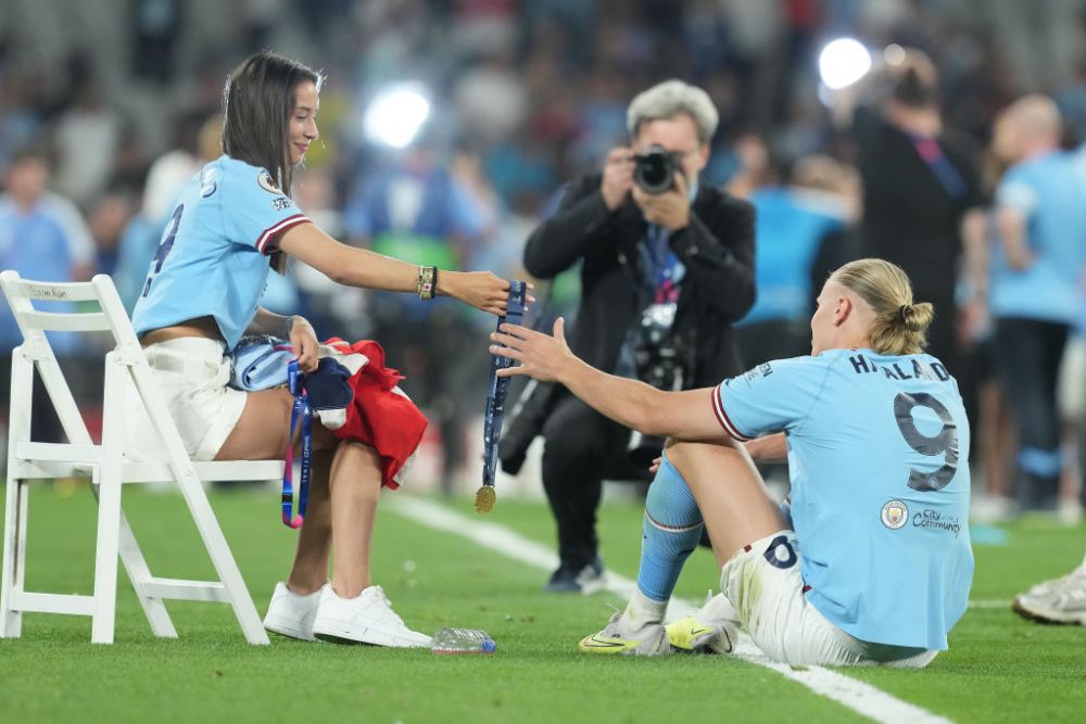 Apariție ultra-rară! Erling Haaland, alături de iubita fotbalistă după finala Champions League _9
