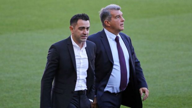 
	Obiectivul Barcelonei pentru sezonul viitor. Xavi a dezvăluit tot după o discuție cu președintele clubului
