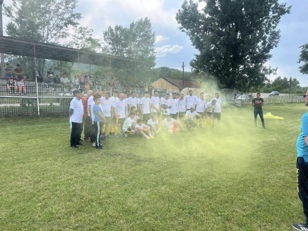 Un sat cât o țară! Echipa de fotbal din Slatina-Timiș, campioană în Caraș-Severin: 14-2 cu Foresta în ultima etapă, urmează barajul pentru Liga 3_5