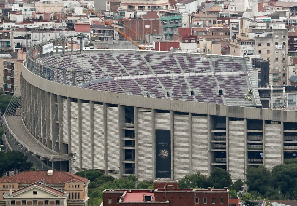 Lucrurile se mișcă mai repede în Spania! A început deja demolarea legendarului stadion Camp Nou_1