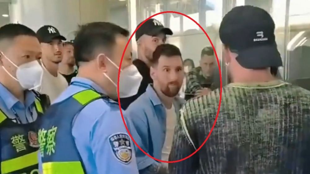 Oprit pe aeroportul din Beijing, Leo Messi a pus întrebarea care a enervat toată China. Cum a scăpat din încurcătură_12