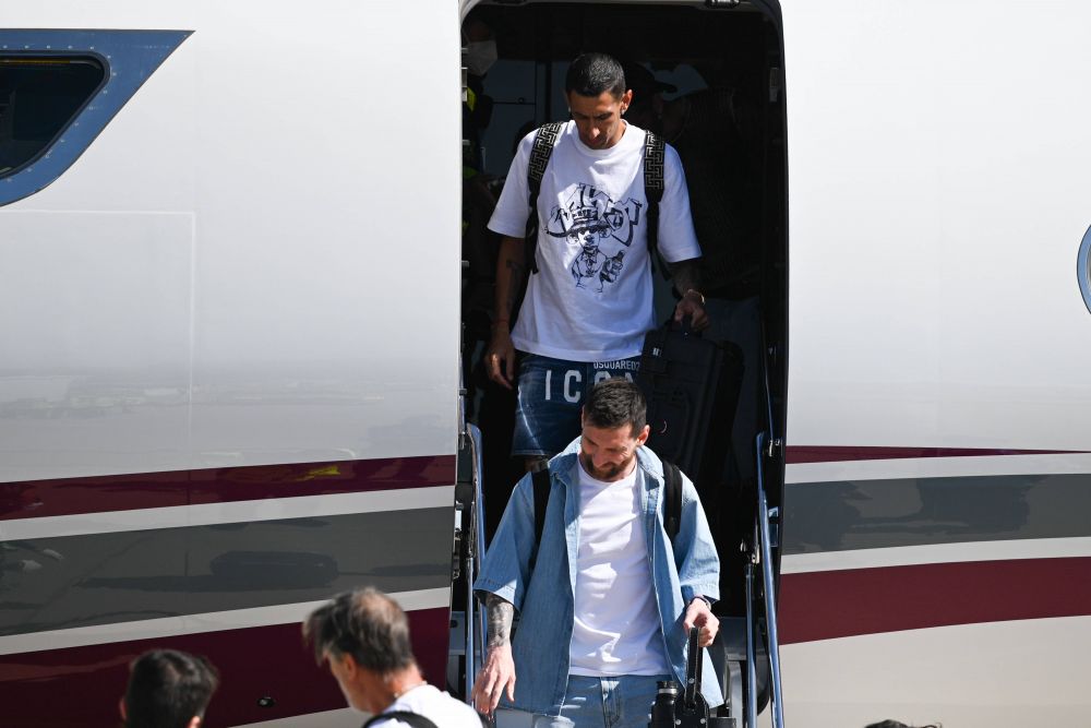 Oprit pe aeroportul din Beijing, Leo Messi a pus întrebarea care a enervat toată China. Cum a scăpat din încurcătură_3