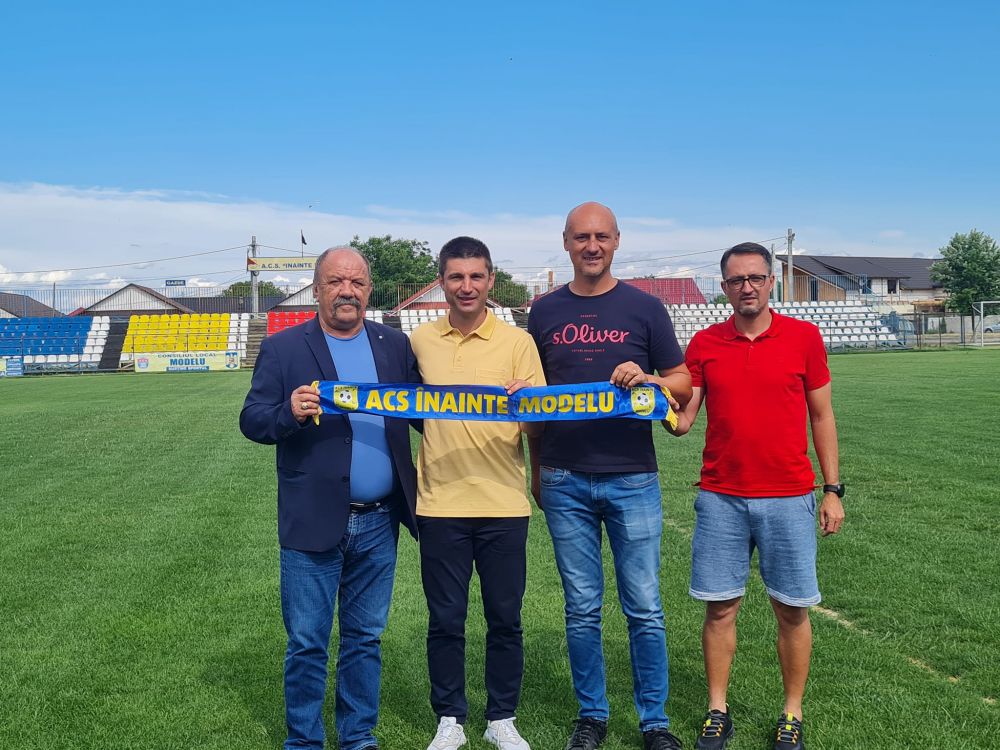 Andrei Cristea a semnat și a fost prezentat oficial la noua sa echipă_3