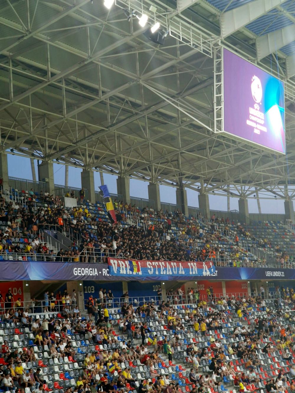 Galeria de la CSA Steaua e prezentă la România U21 - Spania U21! Ce banner au afișat fanii pe Ghencea_4