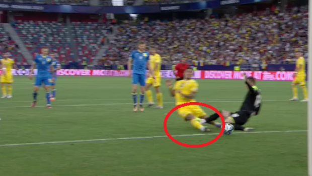 
	România U21 - Ucraina U21 | A fost penalty? &rdquo;Tricolorii&rdquo; au protestat vehement, dar arbitrul nu a dat nimic
