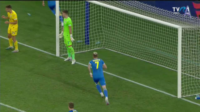Autogolul care a decis România U21 - Ucraina U21 0-1. Victor Dican și-a băgat mingea în propria poartă_2