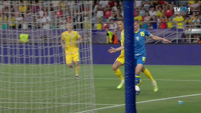Autogolul care a decis România U21 - Ucraina U21 0-1. Victor Dican și-a băgat mingea în propria poartă_5