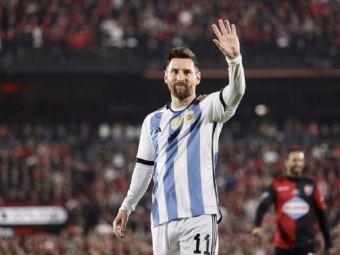 
	Leo Messi, show total de ziua lui: hat-trick la retragerea lui Maxi Rodriguez
