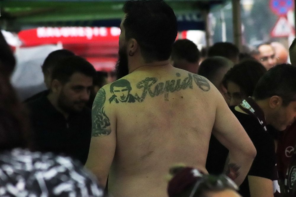 A jucat la Craiova, FCSB și CFR Cluj, dar recunoaște: "Suporterii Rapidului au un farmec aparte. Giuleștiul e unic" | Episodul 5_14