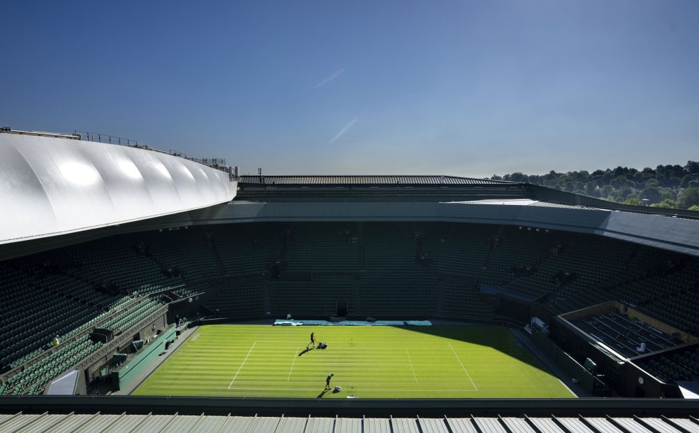 Cum se joacă tenis în prima zi de calificări, la Wimbledon: iarba neatinsă le-a permis jucătorilor să facă spectacol total_14