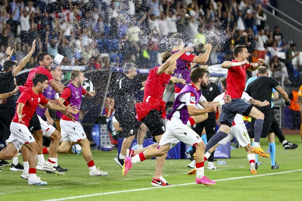 Georgia câștigă "grupa morții" de la EURO U21 cu peste 43.000 de fani în spate! Olanda și Belgia merg acasă_2