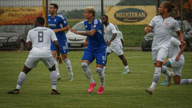 
	FC U Craiova se descurcă de minune fără antrenor principal! Victorie în primul amical al verii + jucător nou pentru echipa lui Adrian Mititelu
