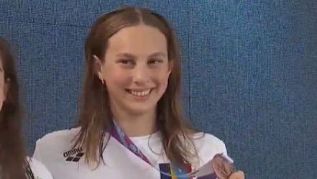 
	Campionatele Europene de înot: minunea de 14 ani Daria Silișteanu, pe urmele lui David Popovici! Avem primele medalii și un nou record doborât
