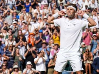
	Terenul Central de la Wimbledon a erupt! Finalistul Roland Garros, învins de numărul 142 ATP cu 6-0 în decisiv
