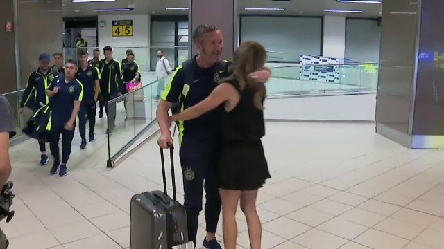 FCSB s-a întors din cantonament! Cine l-a întâmpinat pe Mihai Stoica, la aeroport: "Ce bucle!"_4