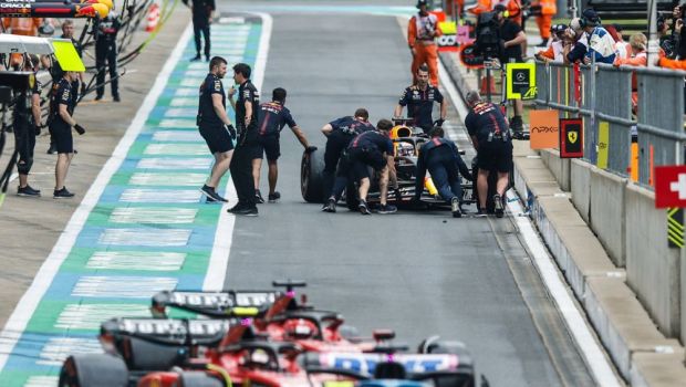 
	Max Verstappen va pleca din pole-position la Silverstone. Cum arată grila de start
