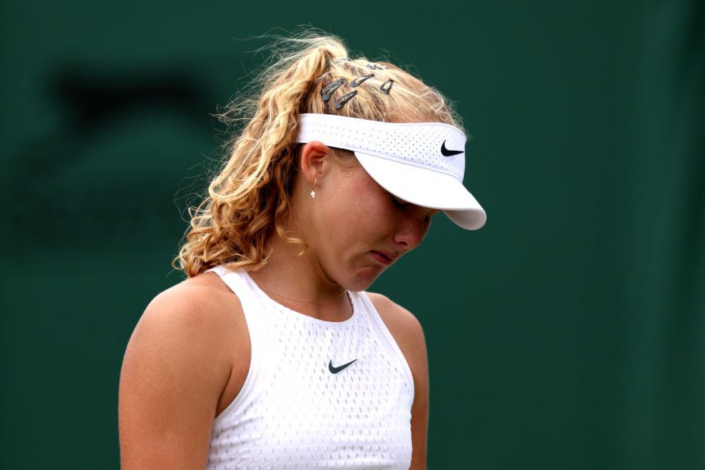 Jucătoarea de 16 ani din Rusia, în centrul unui scandal la Wimbledon. Spectatorii au fluierat la scenă deschisă momentul_5