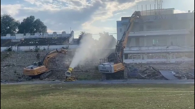 A început demolarea stadionului din Constanța: ”Moment istoric”. Când apare noua arenă_7