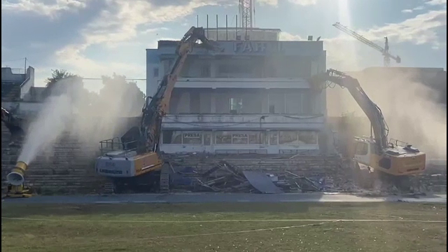 A început demolarea stadionului din Constanța: ”Moment istoric”. Când apare noua arenă_8