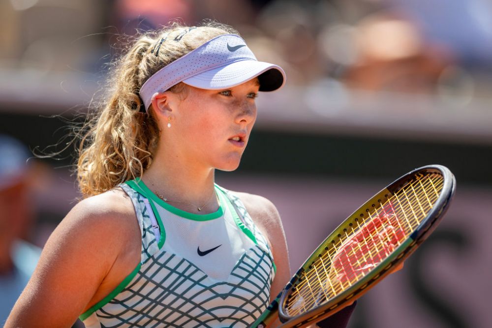 Rusoaica de 16 ani, amendată în mod controversat, după eliminarea din turneul de la Wimbledon_1