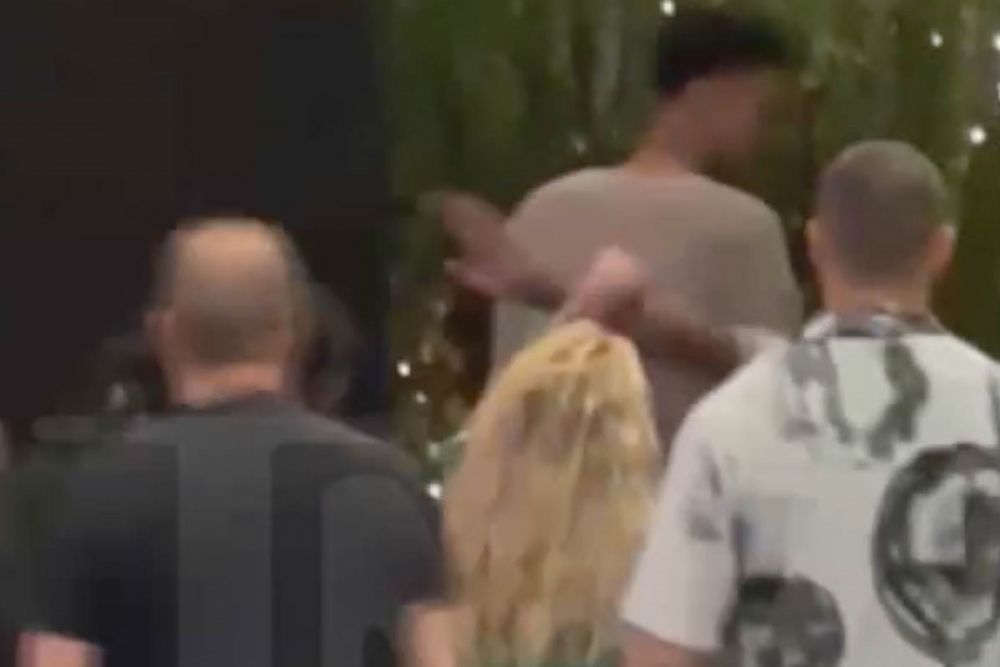 Britney Spears a răbufnit după ce a fost lovită de bodyguard-ul lui Wembanyama! Spune că a fost doborâtă la pământ, dar imaginile arată altceva _20