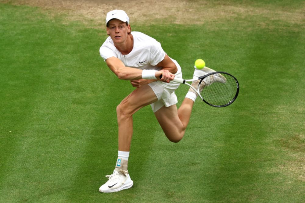 Djokovic „alunecă” în a noua finală a carierei, la Wimbledon: l-a bătut pe Sinner în minimum de seturi_20