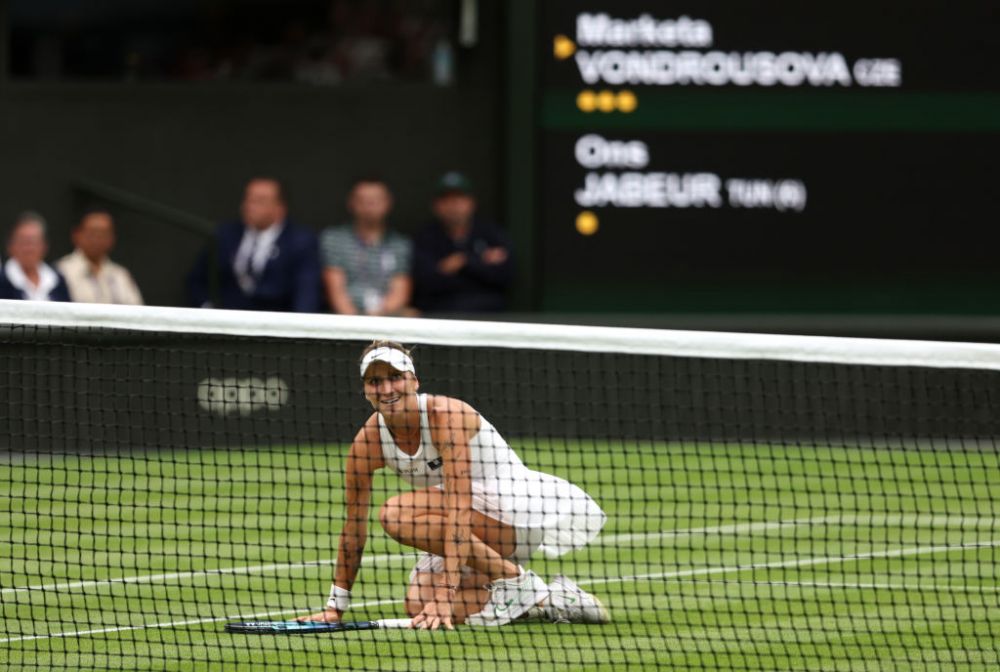 După Kvitova, Cehia are o nouă campioană la Wimbledon. Vondrousova a învins-o pe Jabeur în minimum de seturi_16