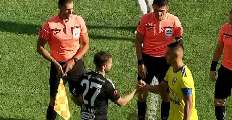 Petrolul Ploiești - 'U' Cluj 1-1. Spectacol la Ploiești: Budescu a ratat un penalty și două ocazii mari pe final_1