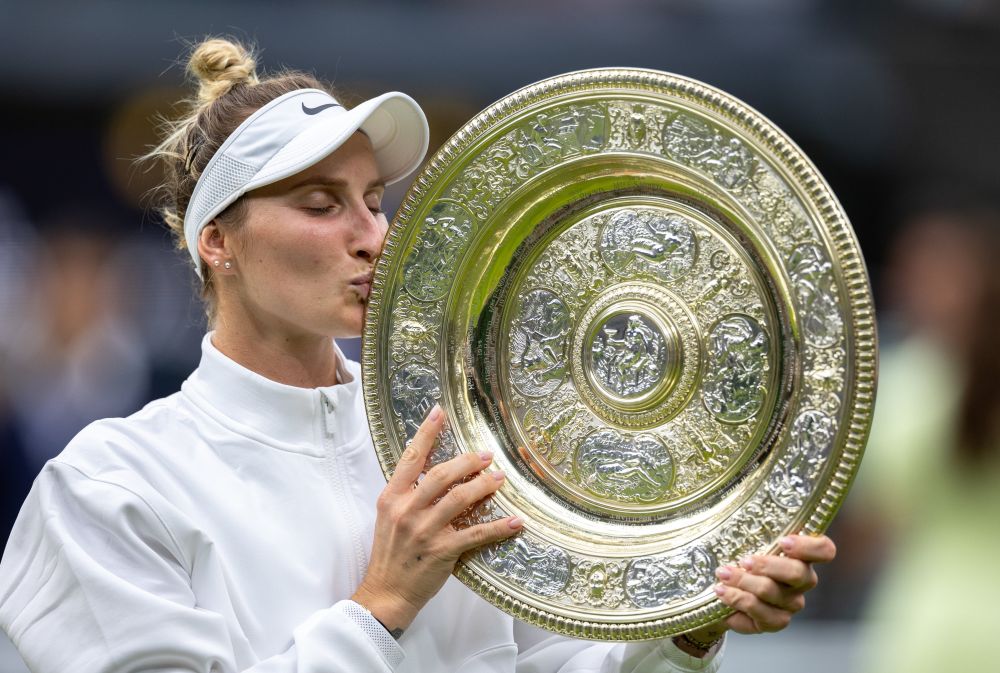 Ce făcea sora mai mică a Marketei Vondrousova, cu doar câteva secunde înainte de încheierea finalei Wimbledon 2023_13