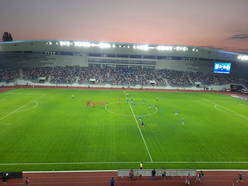 Cum arătau tribunele înainte de FCU Craiova - FCSB! Oltenii au anunțat ”sold-out” înainte de meci_2