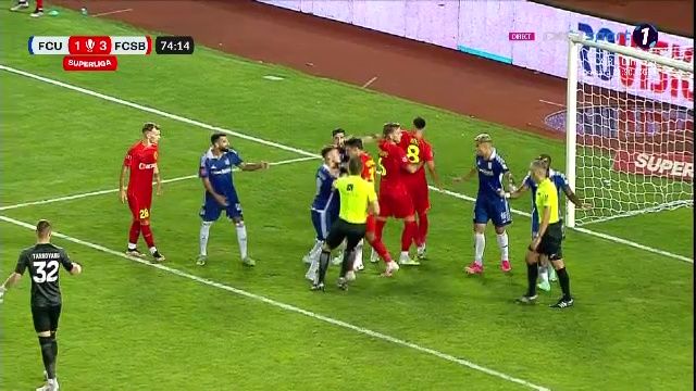 Penalty cum rar se vede și scandal! Ce a făcut Sidibe în FC U Craiova - FCSB_9