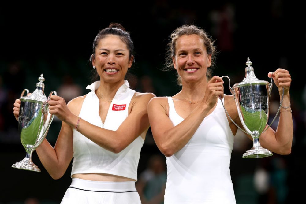 Încă o mamă devenită câștigătoare de Grand Slam: dublistele campioane la Wimbledon au împreună 74 de ani_5