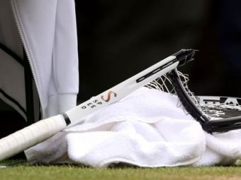 
	Suma cu care a fost amendat Novak Djokovic după ce și-a distrus racheta la Wimbledon
