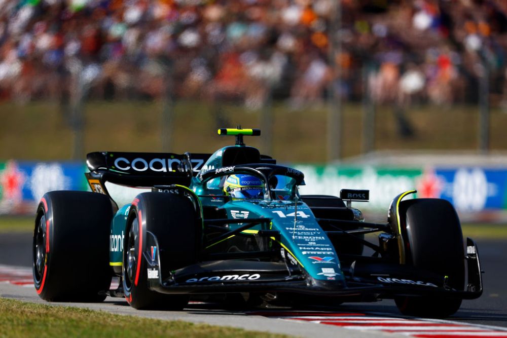 Lewis Hamilton i-a 'furat' pole-position-ul lui Max Verstappen la Marele Premiu din Formula 1 al Ungariei! Britanicul pleacă primul după mai bine de un an _5