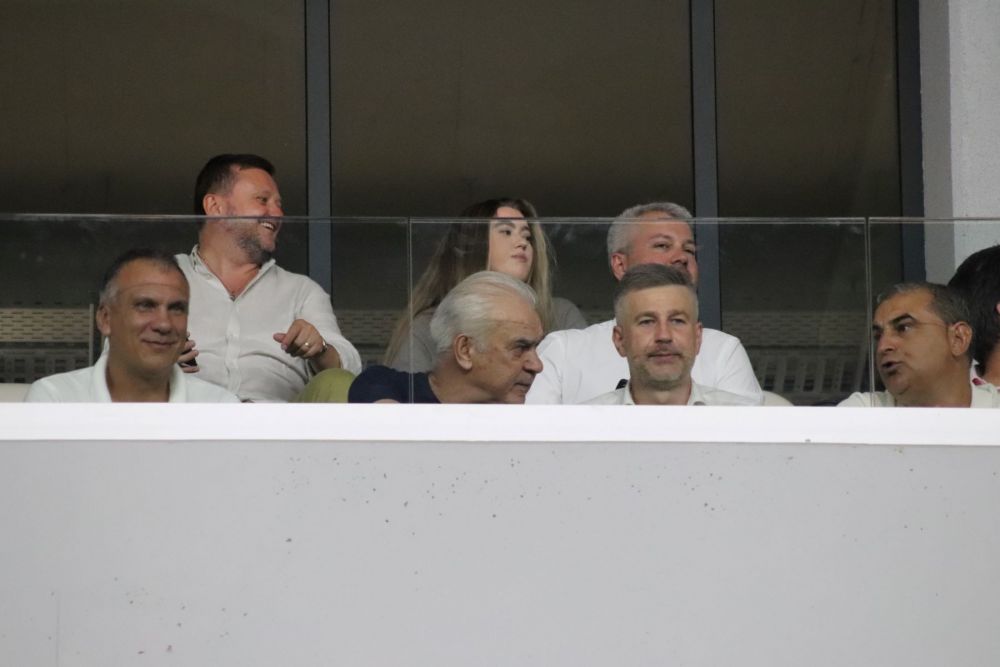 Vlad Chiricheș, direcționat de Edi Iordănescu și Mihai Stoichiță spre FCSB!_14