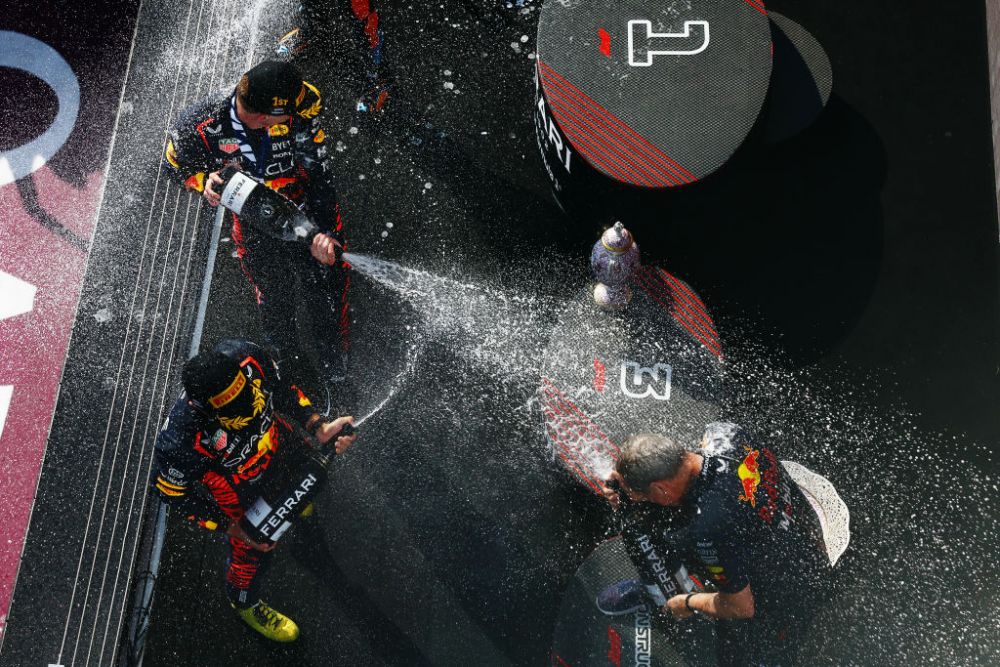 Moartea, taxele și Max Verstappen! Olandezul a ajuns la a șaptea victorie consecutivă în Formula 1! Record pentru Red Bull + Cum arată clasamentul _11