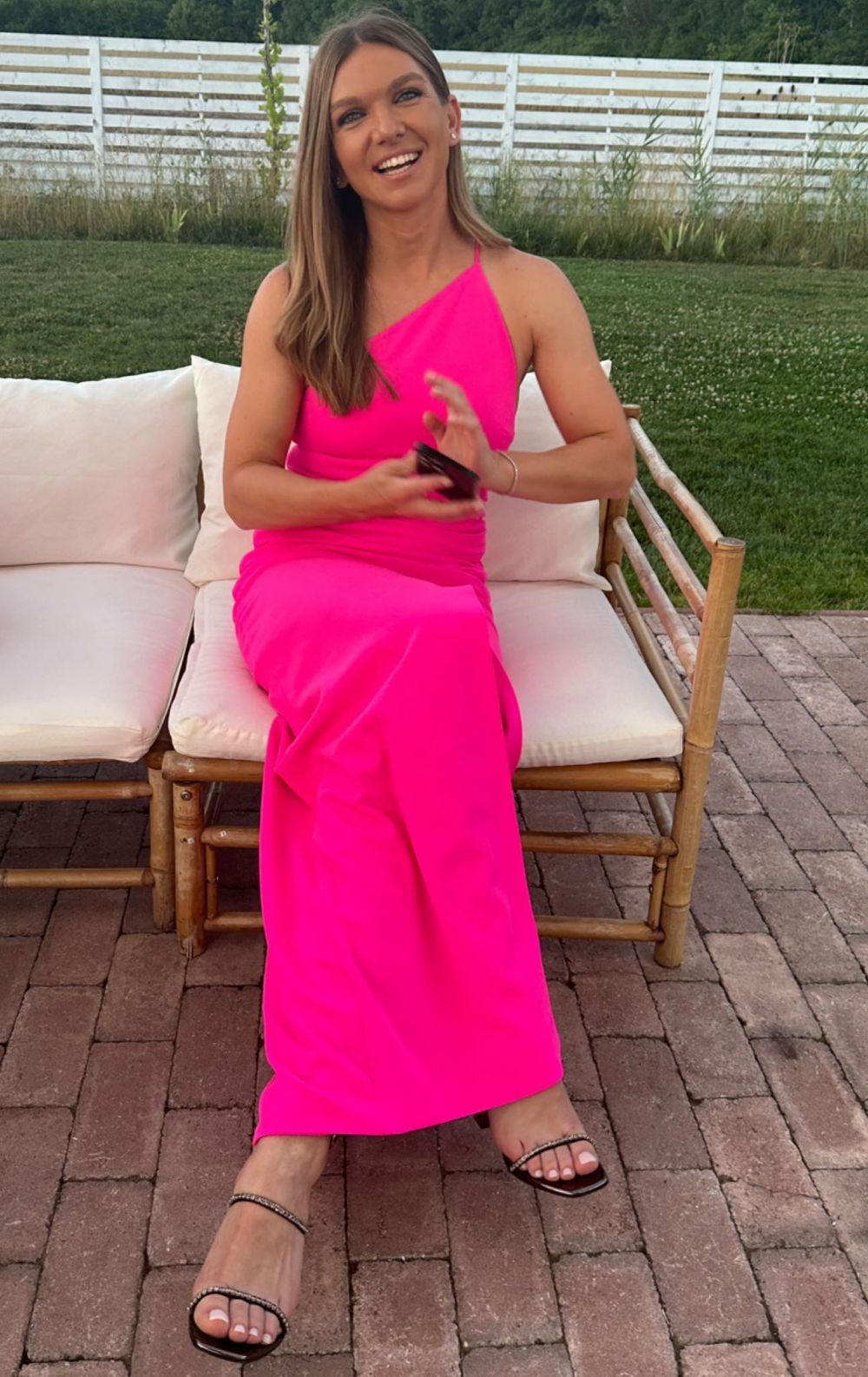 Simona Halep, apariție ravisantă la un eveniment. A purtat o rochie spectaculoasă: cât a costat outfit-ul _4