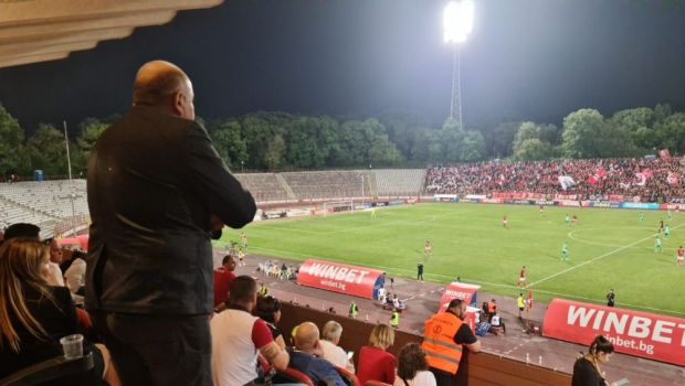 
	Motivul pentru care Laszlo Dioszegi a fost nevoit să stea în picioare pe finalul meciului CSKA Sofia - Sepsi
