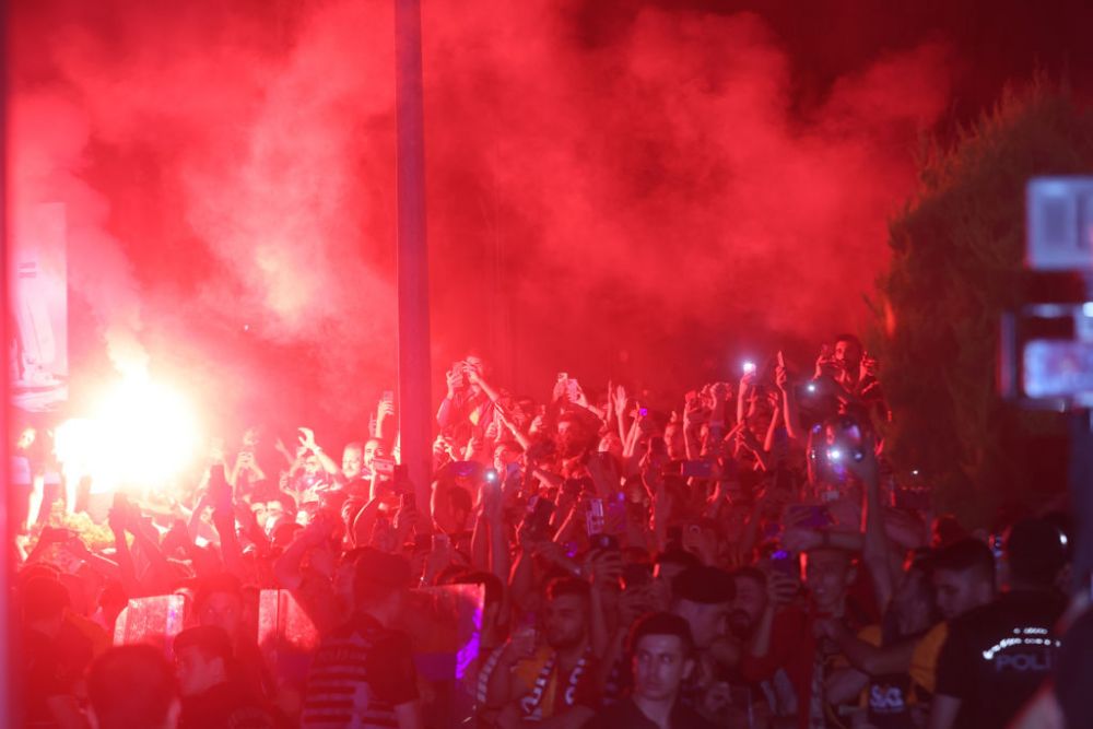 Mauro Icardi, ovaționat de peste 40.000 de suporteri. Imagini de la prezentarea spectaculoasă a argentinianului, la Galatasaray_12