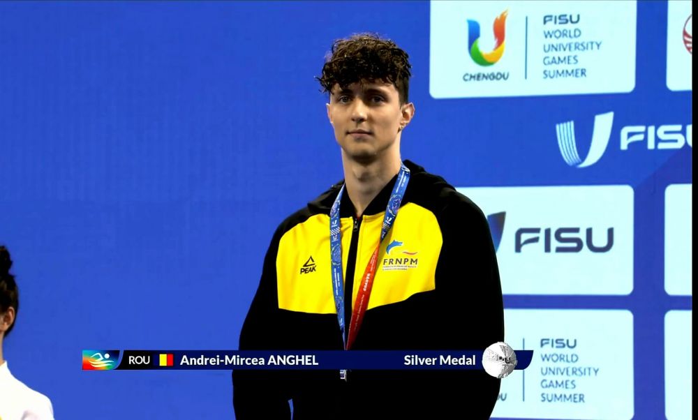 David Popovici îi motivează! Medalie de argint pentru românul Andrei Anghel la Jocurile Mondiale Universitare_1