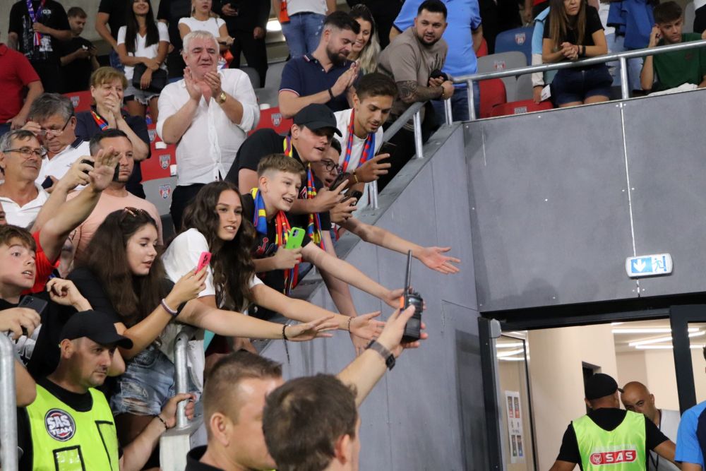 Bucurie dezlănțuită în Ghencea! Cum au celebrat jucătorii, oficialii și fanii FCSB, după victoria cu CFR Cluj_31