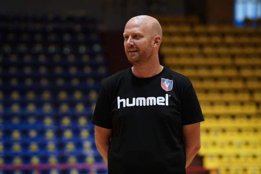 Antrenorul care a câștigat EHF Champions League cu CSM București vrea să scrie istorie în Europa și pe bancă SCM Râmnicu Vâlcea_1
