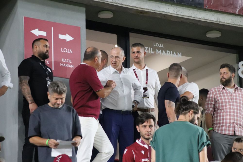 Mircea Lucescu, atracția meciului Rapid - Petrolul. Antrenorul a fost întâmpinat de Șucu, "Masonu' ", "Corsicanu' " și Geoană_12