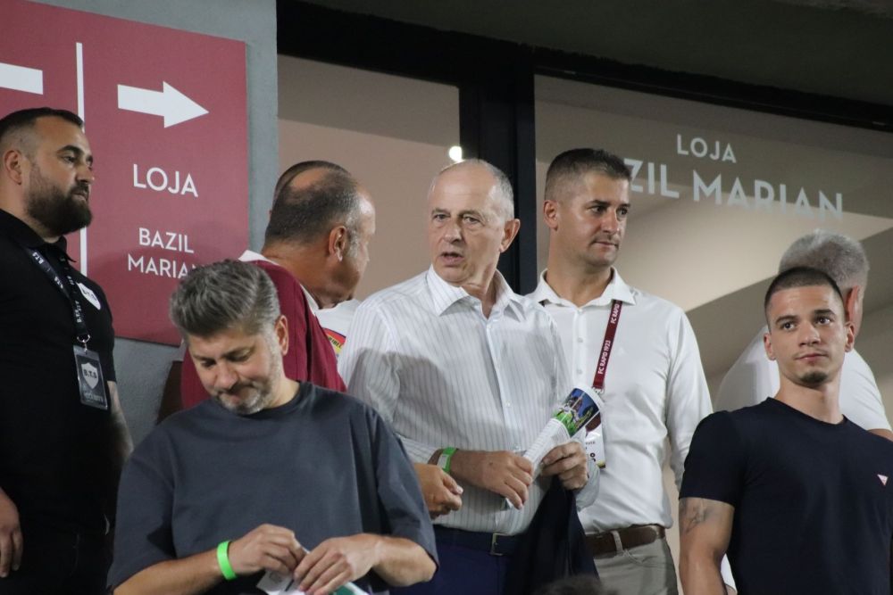 Mircea Lucescu, atracția meciului Rapid - Petrolul. Antrenorul a fost întâmpinat de Șucu, "Masonu' ", "Corsicanu' " și Geoană_10