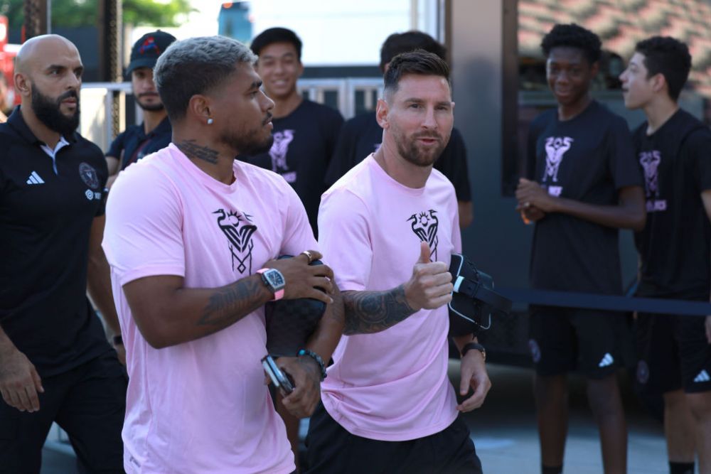 A ajuns la fel de celebru precum Lionel Messi! Secvențe virale cu bodyguard-ul personal al argentinianului, din timpul meciurilor_2