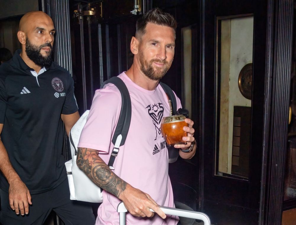A ajuns la fel de celebru precum Lionel Messi! Secvențe virale cu bodyguard-ul personal al argentinianului, din timpul meciurilor_3