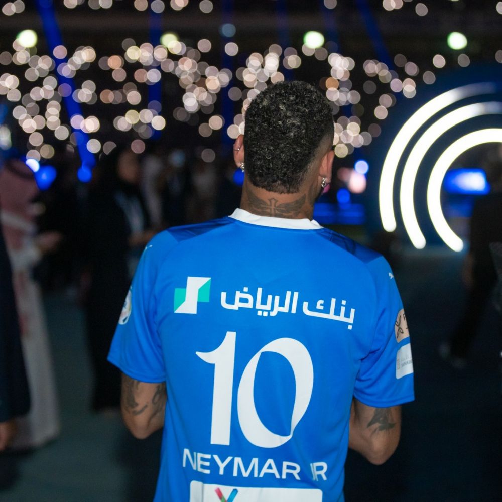 UPDATE Neymar i-a luat fața lui Ronaldo! Prezentare istorică pentru brazilian la Al Hilal: cerul a fost luminat cu chipul său_7