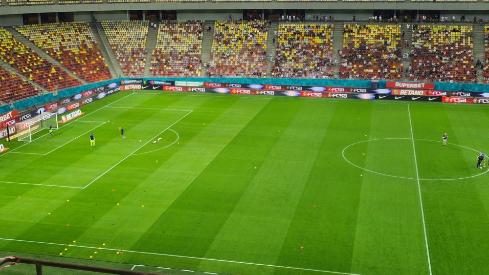 Masă de biliard! Cum arată gazonul de pe Arena Națională, înainte de FCSB - Poli Iași_2