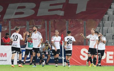 Universitatea Cluj și FC Hermannstadt se bat pentru al doilea loc de Liga 1